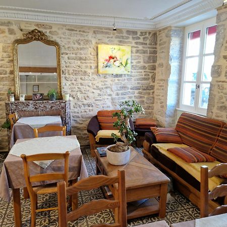 Hotel De La Ferte ชานญี ภายนอก รูปภาพ