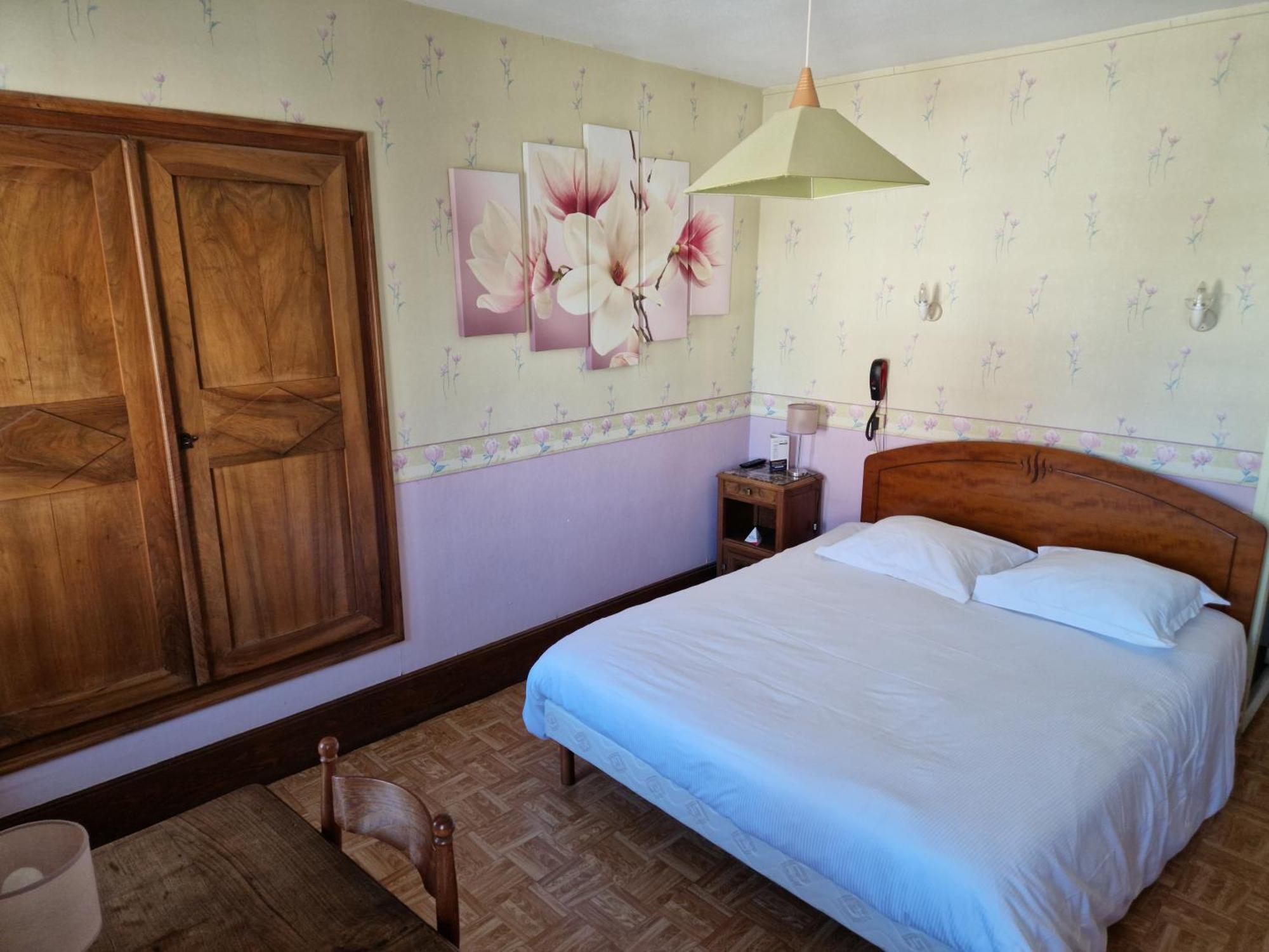 Hotel De La Ferte ชานญี ภายนอก รูปภาพ