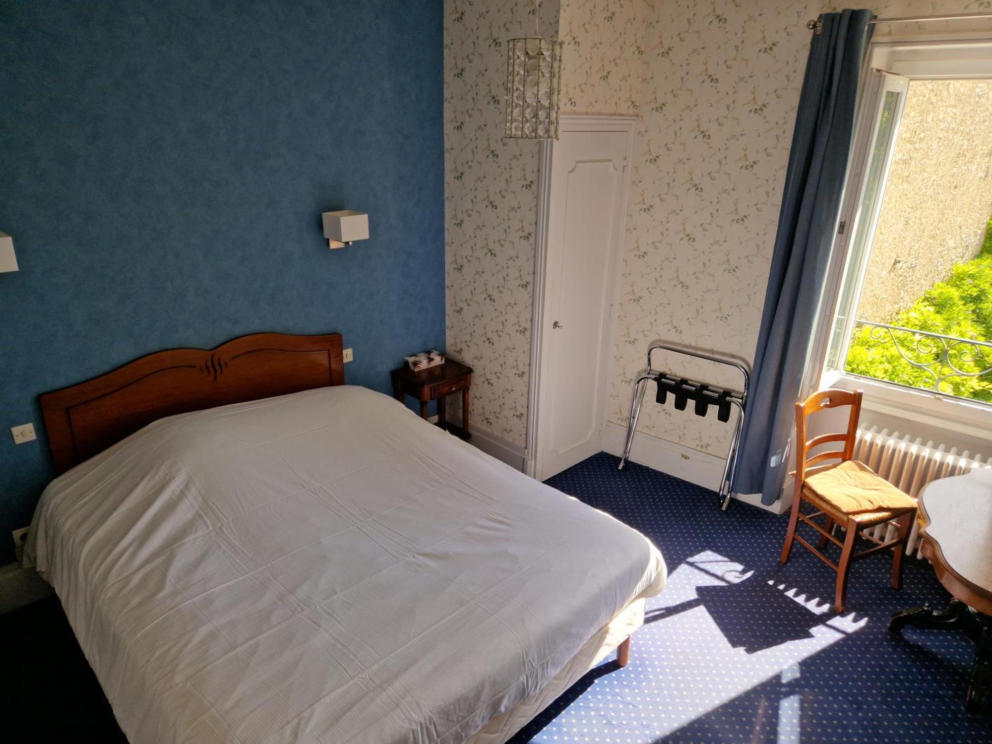 Hotel De La Ferte ชานญี ภายนอก รูปภาพ
