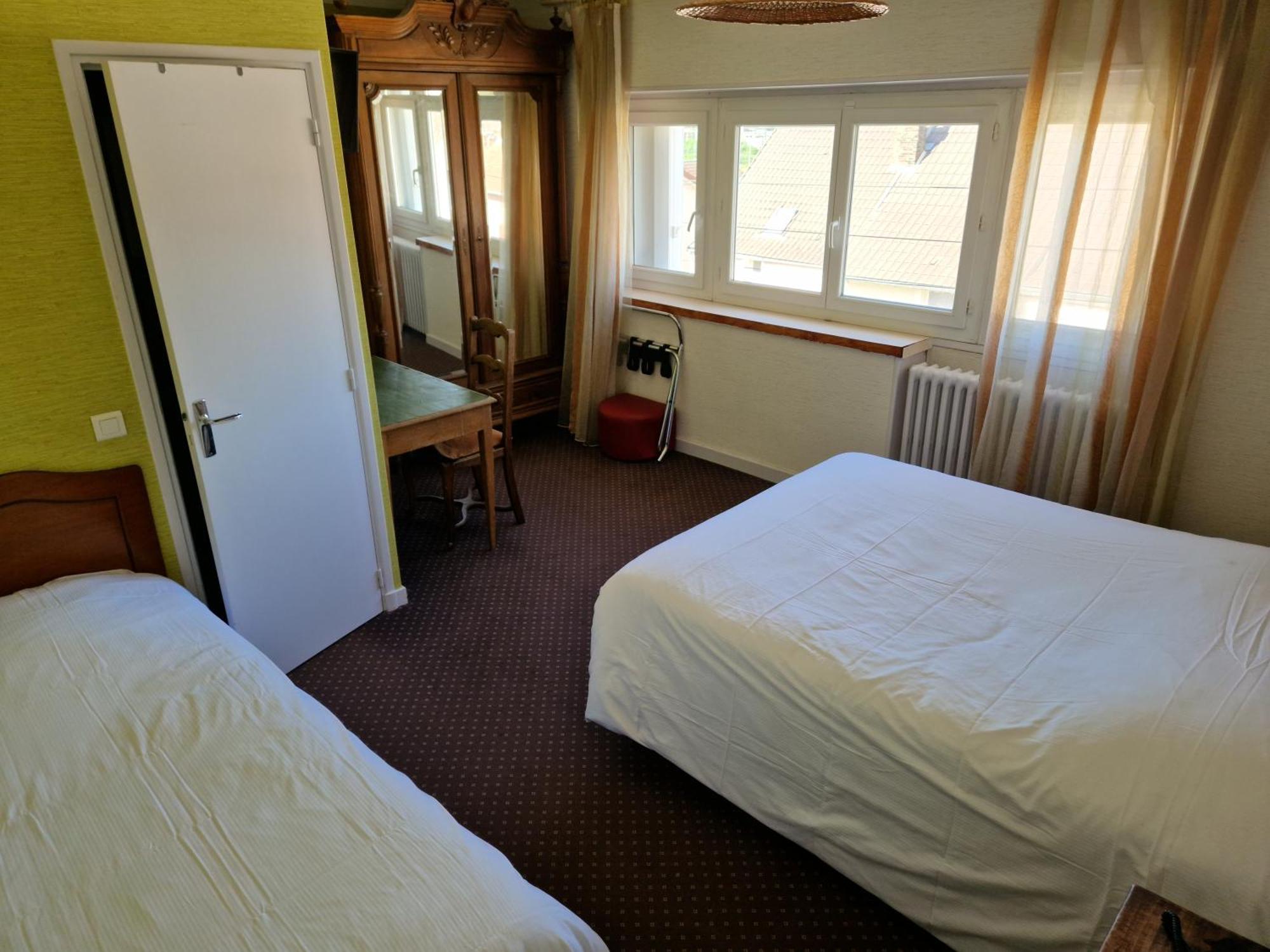 Hotel De La Ferte ชานญี ภายนอก รูปภาพ